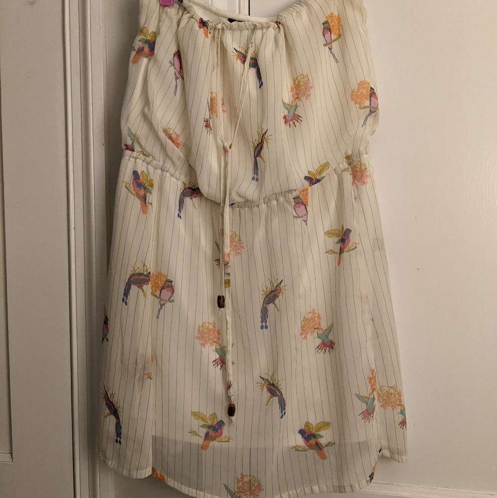 Pretty white dress with birds ❤️